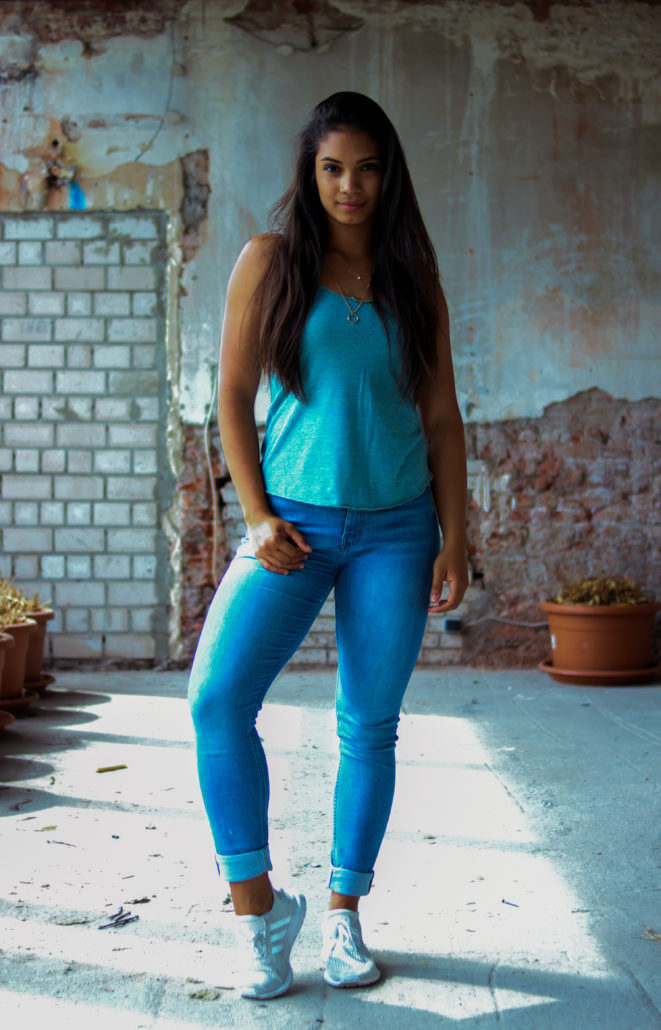 stefanie_2 stafanie new face mit langen schwarzen haaren